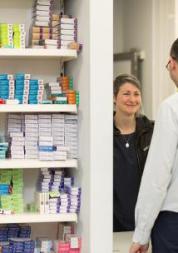 pharmacist 